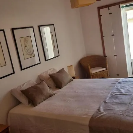 Daire Casa Avo Nino Gueste House Nazaré